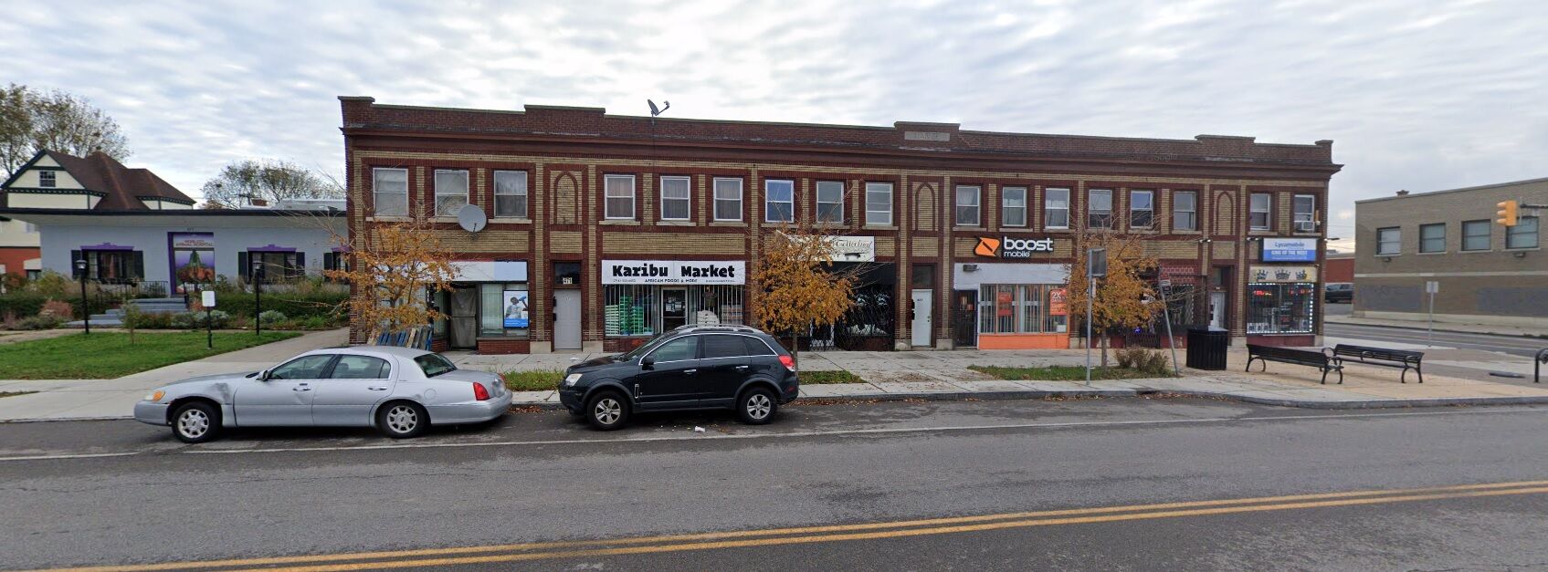 465 Niagara